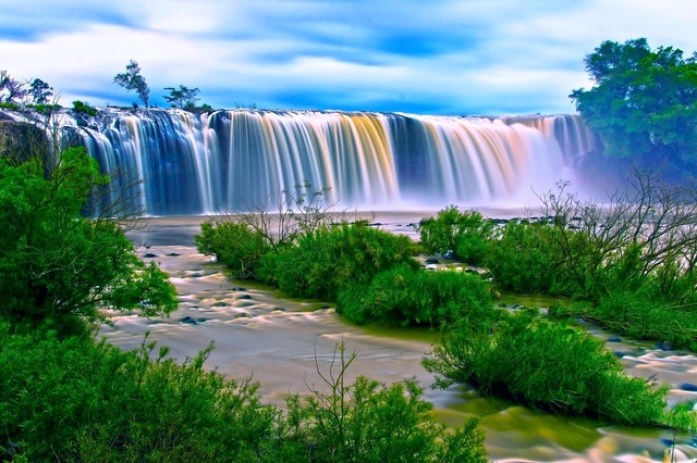 waterfall: long exposure